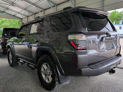 Magnetic Gray Metallic 2021 Toyota 4Runner SR5 Premium
