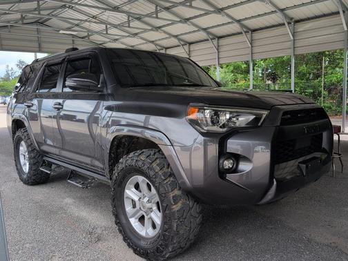 Magnetic Gray Metallic 2021 Toyota 4Runner SR5 Premium