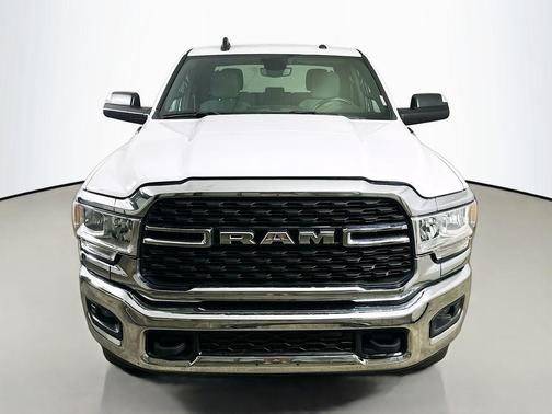 2022 RAM 2500 Big Horn Crew Cab 4x4 6'4' Box