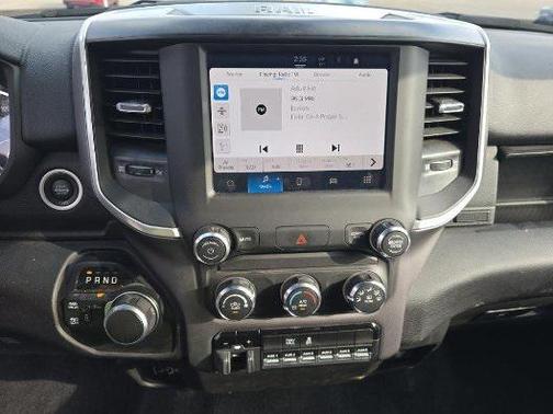 2022 RAM 2500 Big Horn Crew Cab 4x4 6'4' Box