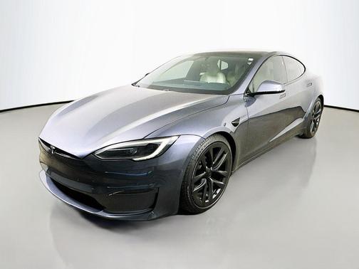 Stealth Grey 2023 Tesla Model S Plaid