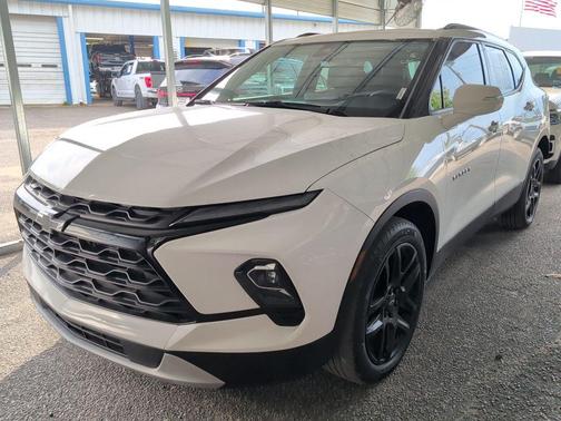 Summit White 2023 Chevrolet Blazer 3LT