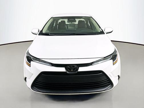 Ice Cap 2023 Toyota Corolla LE