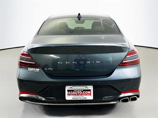 2023 Genesis G70 2.0T RWD
