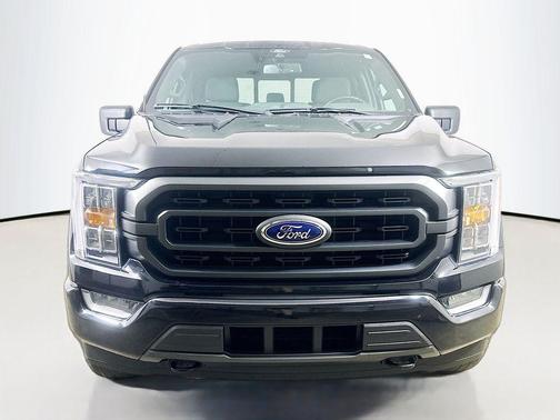 Agate Black Metallic 2023 Ford F-150 XLT