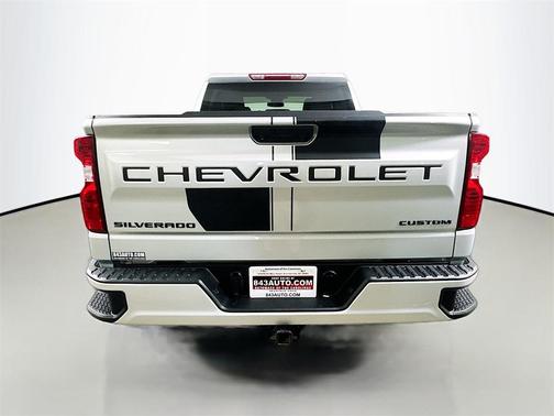 2022 Chevrolet Silverado 1500 Custom