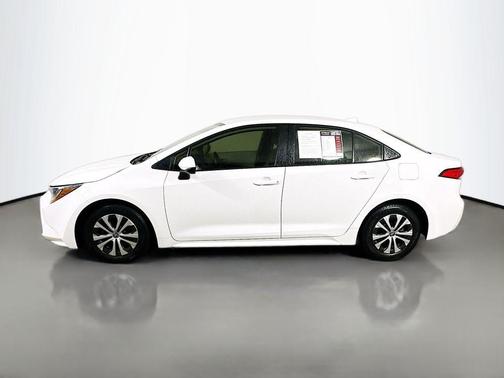 2022 Toyota Corolla Hybrid LE