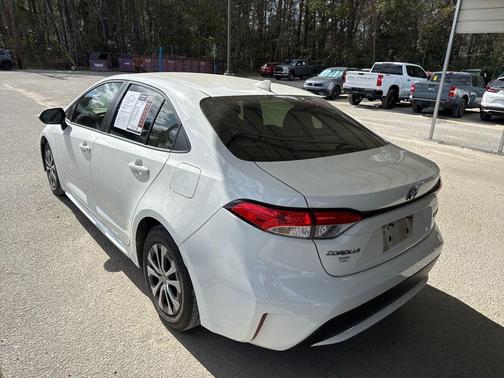 2022 Toyota Corolla Hybrid LE