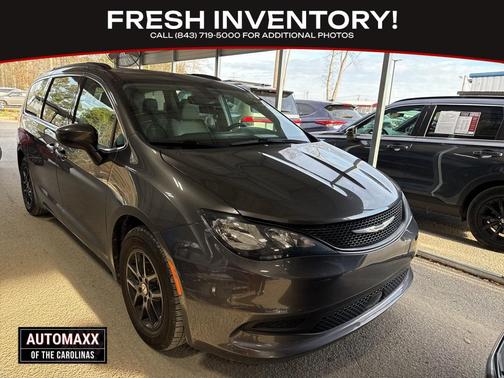 2021 Chrysler Voyager LXI