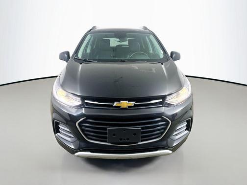 Mosaic Black 2019 Chevrolet Trax LT