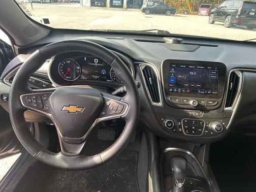 2024 Chevrolet Malibu FWD 2LT