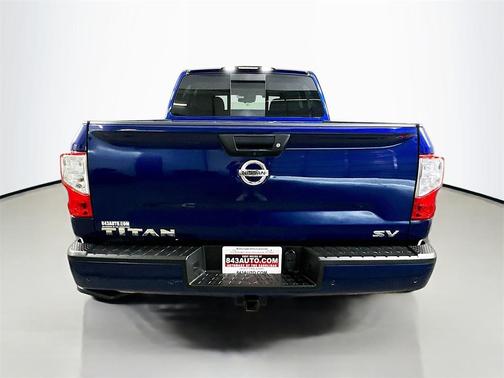 2021 Nissan Titan SV