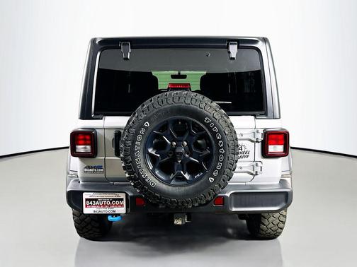 Silver Zynith Clearcoat 2023 Jeep Wrangler 4xe Willys