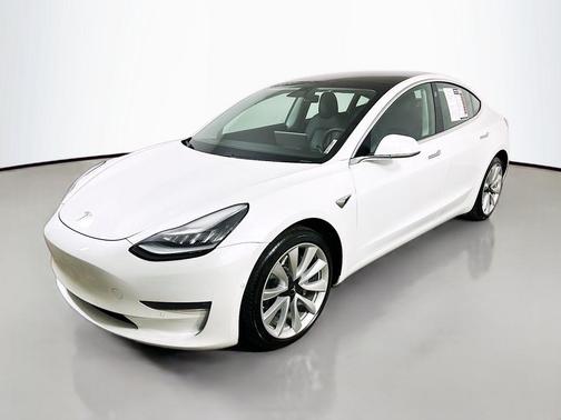2020 Tesla Model 3 Long Range