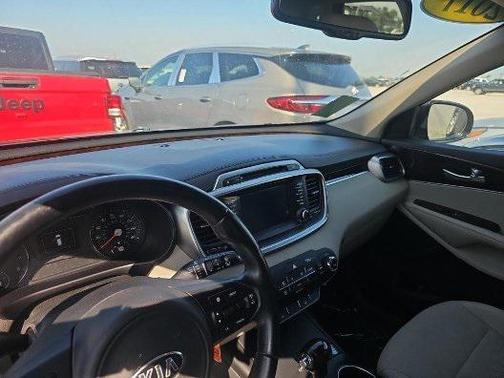 2017 Kia Sorento LX