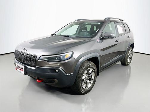 Granite Crystal Metallic Clearcoat 2019 Jeep Cherokee Trailhawk Elite