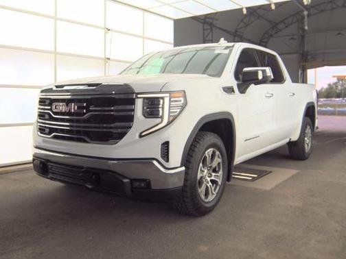 Summit White 2024 GMC Sierra 1500 SLT