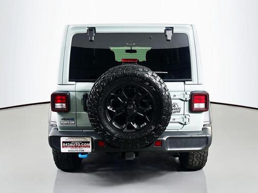 Earl Clearcoat 2023 Jeep Wrangler 4xe Base
