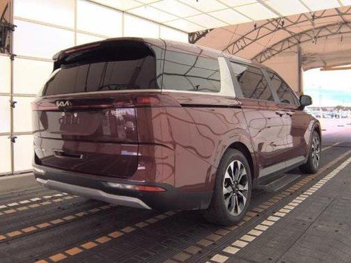 2022 Kia Carnival EX