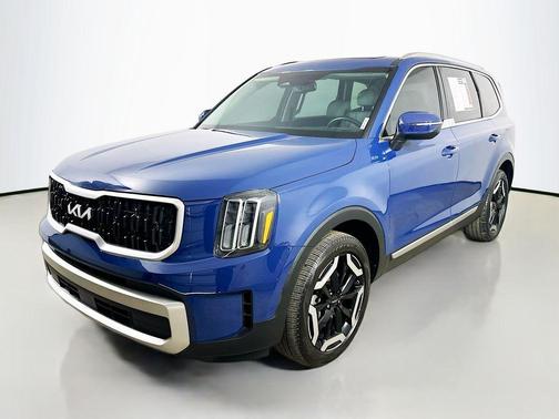 Midnight Lake Blue 2023 Kia Telluride EX