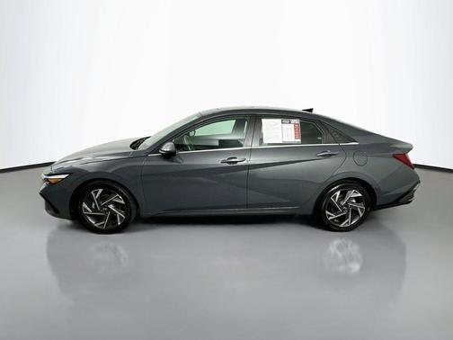 Ecotronic Gray 2025 Hyundai ELANTRA SEL