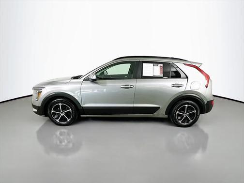 2023 Kia Niro EX