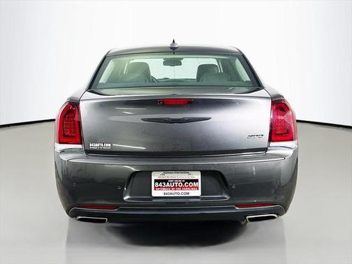 2021 Chrysler 300 Touring