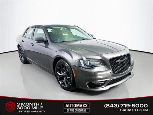 2021 Chrysler 300 Touring