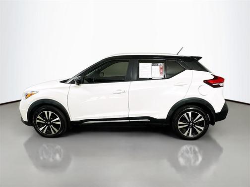 2019 Nissan Kicks SR