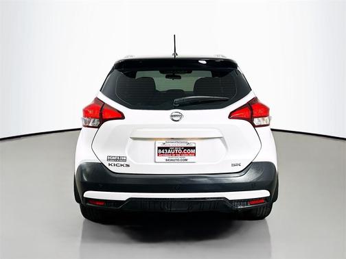 2019 Nissan Kicks SR