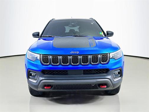 Laser Blue Pearlcoat 2023 Jeep Compass Trailhawk