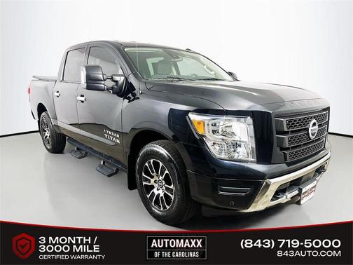 Super Black 2021 Nissan Titan SV