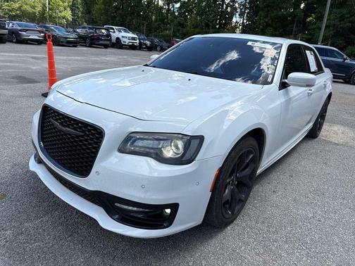 Bright White Clearcoat 2022 Chrysler 300 S