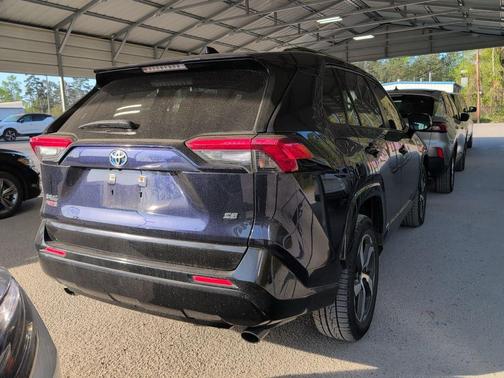 2021 Toyota RAV4 Prime SE