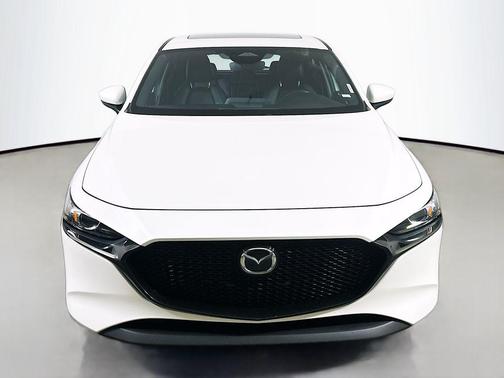 Snowflake White Pearl Mica 2024 Mazda Mazda3 FWD w/Preferred Package