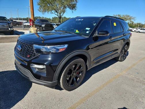 2021 Ford Explorer ST