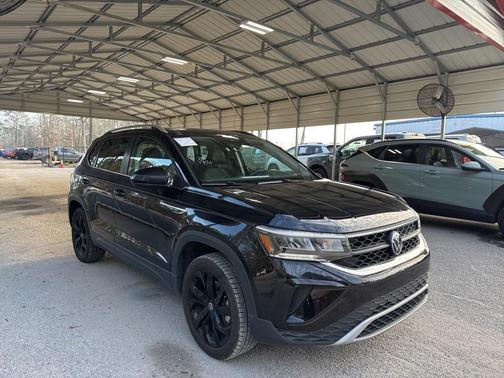 2024 Volkswagen Taos 1.5T SE