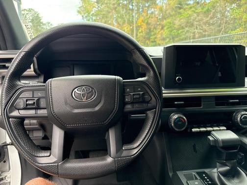 2024 Toyota Tacoma SR5