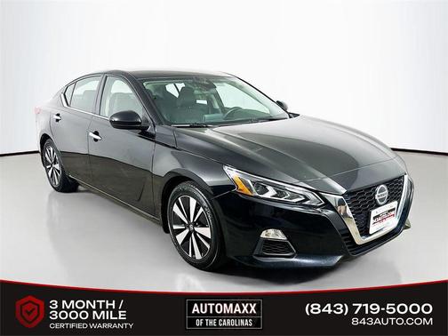 Super Black 2022 Nissan Altima 2.5 SV