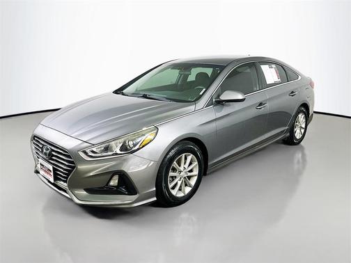 2018 Hyundai SONATA SE