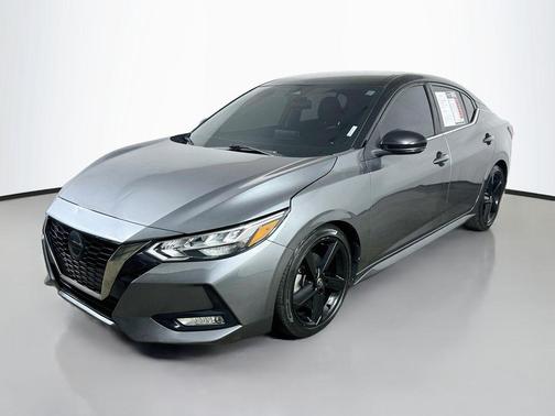 Gun Metallic/Super Black 2021 Nissan Sentra SR
