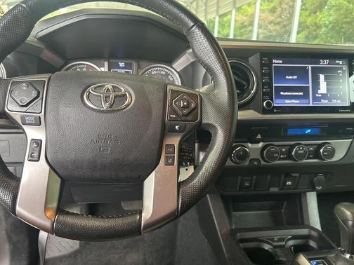 2022 Toyota Tacoma SR5