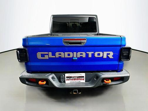Hydro Blue Pearlcoat 2021 Jeep Gladiator Mojave 4x4