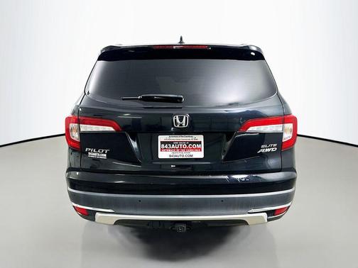 2020 Honda Pilot AWD Elite
