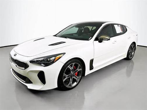 2019 Kia Stinger GT2