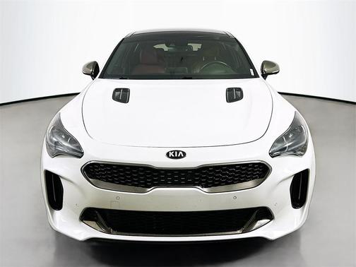 2019 Kia Stinger GT2