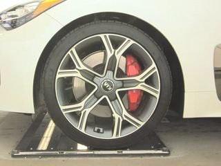 2019 Kia Stinger GT2