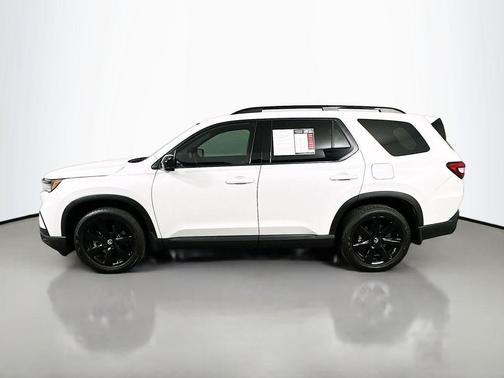 Platinum White Pearl 2025 Honda Pilot Black Edition