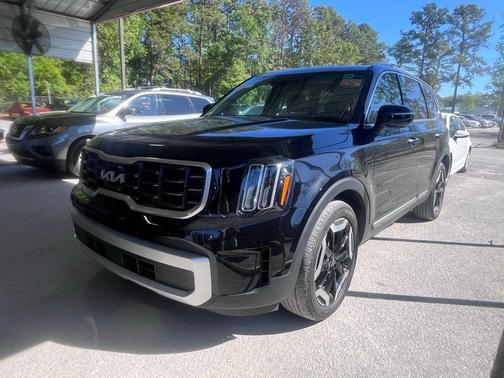 Ebony Black 2025 Kia Telluride S