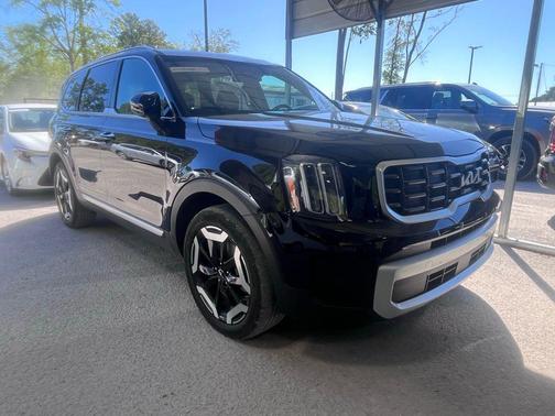 Ebony Black 2025 Kia Telluride S
